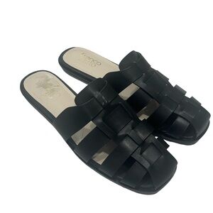 Franco Sarto Black Woven Sandals. Size: 8M. NWOT. Great Condition.